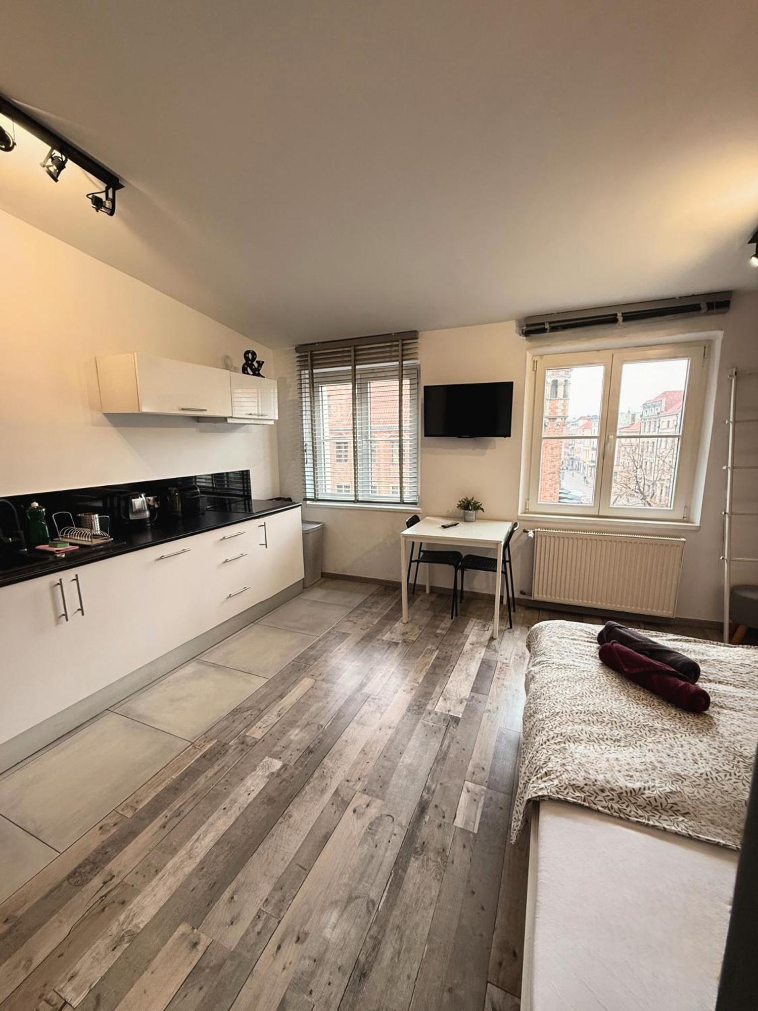 Apartament Z Widokiem Na Pomnik Kopernika - Rynek Staromiejski Torun Exterior photo