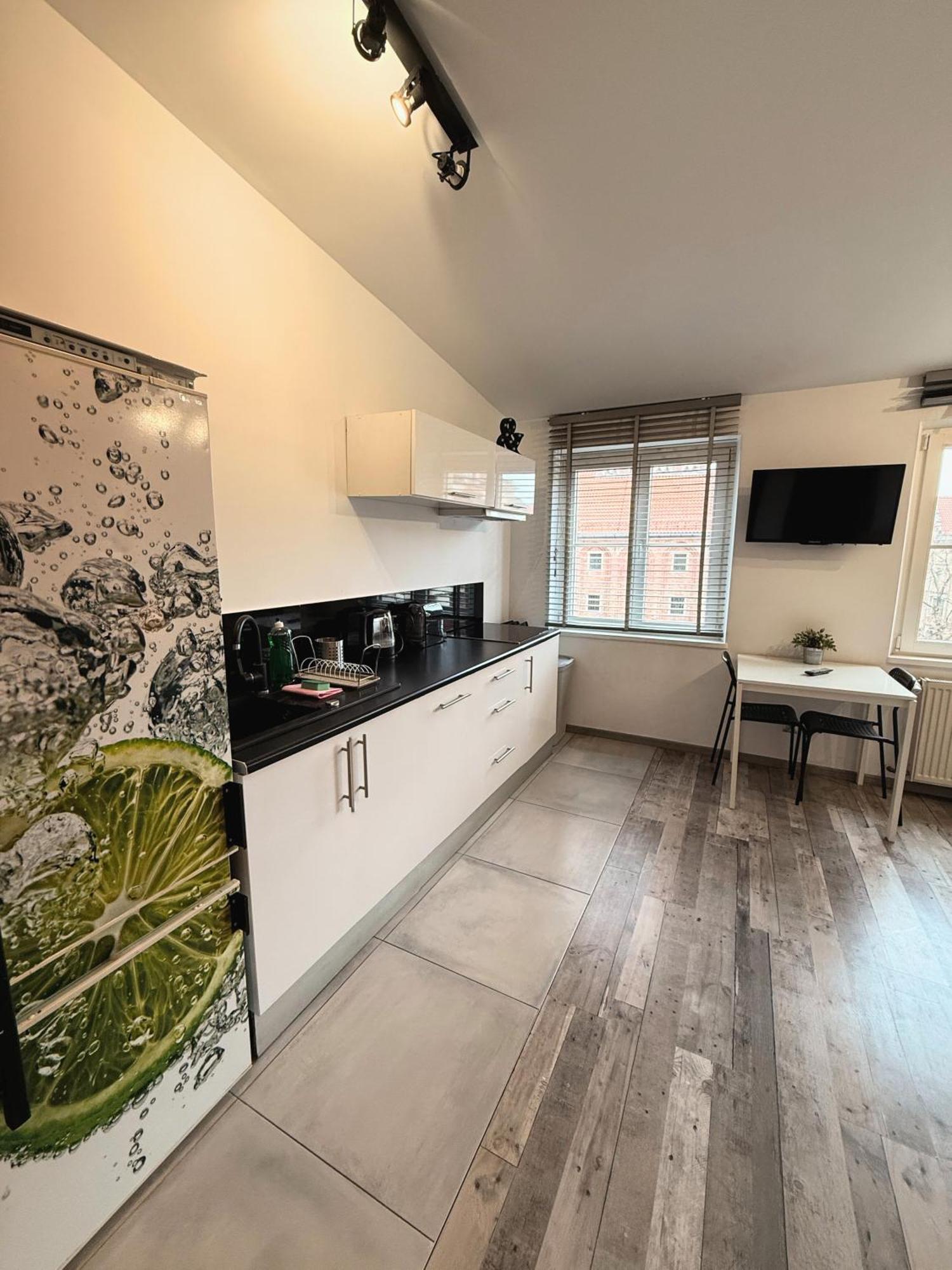 Apartament Z Widokiem Na Pomnik Kopernika - Rynek Staromiejski Torun Exterior photo
